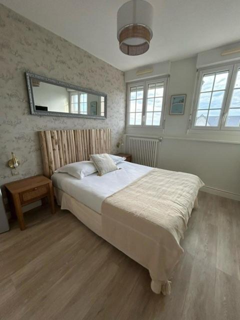 Hotel De La Mer - Blonville Sur Mer Eksteriør bilde