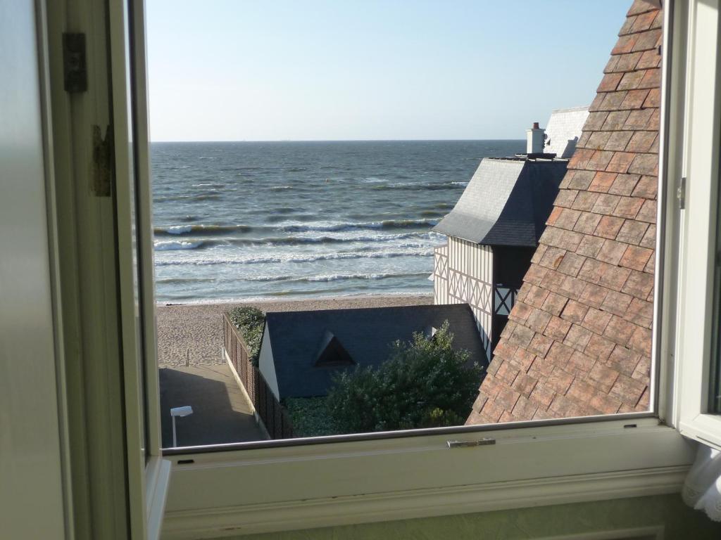 Hotel De La Mer - Blonville Sur Mer Eksteriør bilde